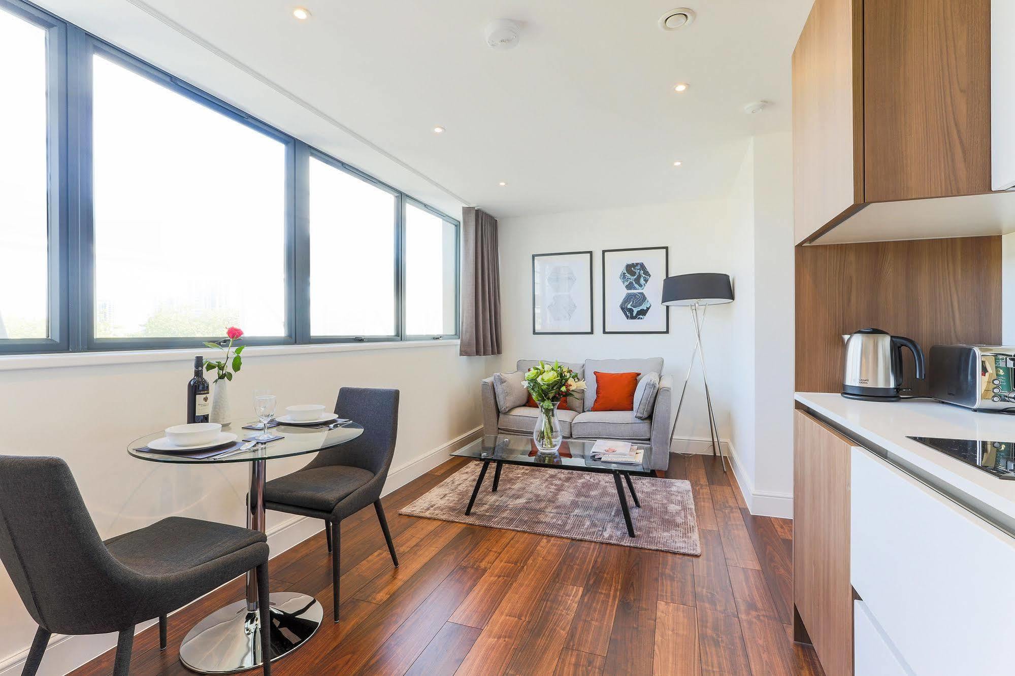 Swiss Cottage One لندن المظهر الخارجي الصورة